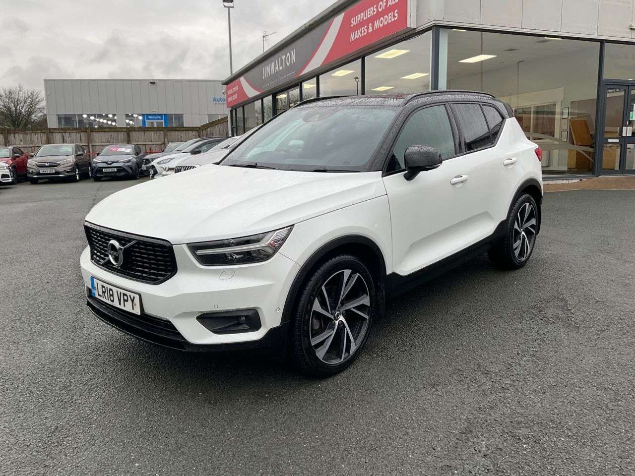 2018 VOLVO XC40 2018 VOLVO XC40