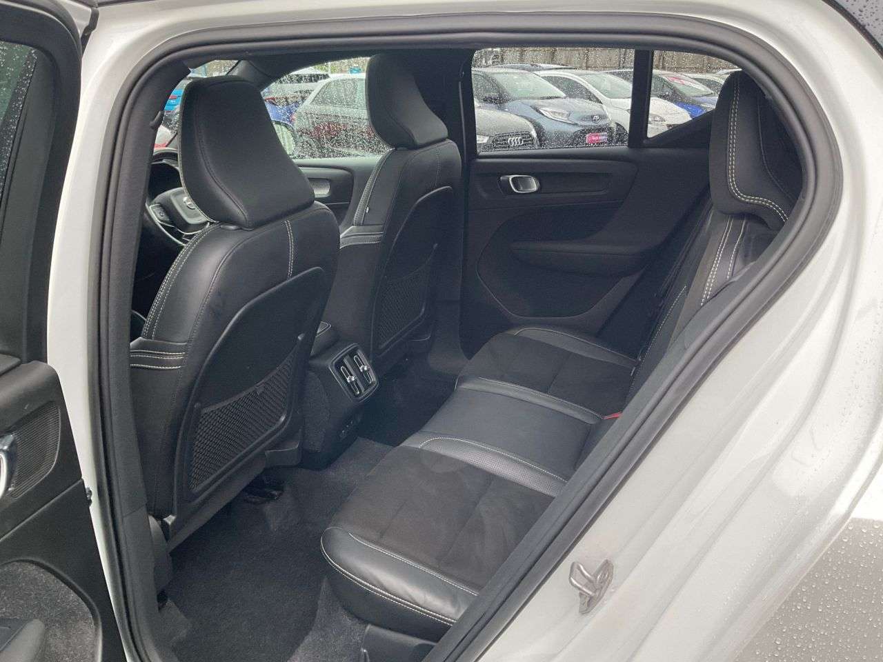 2018 VOLVO XC40 2018 VOLVO XC40