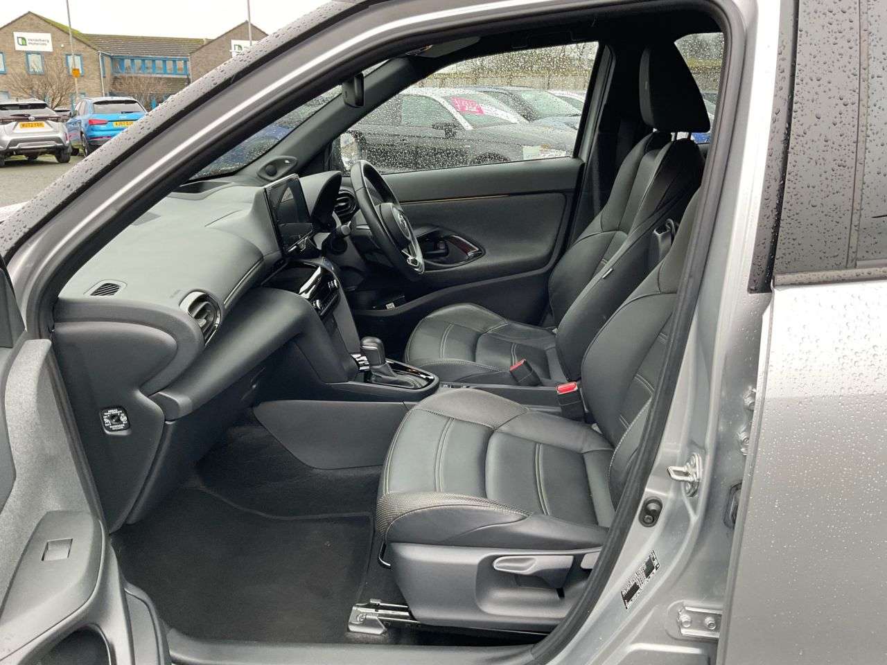 2022 TOYOTA YARIS CROSS 2022 TOYOTA YARIS CROSS