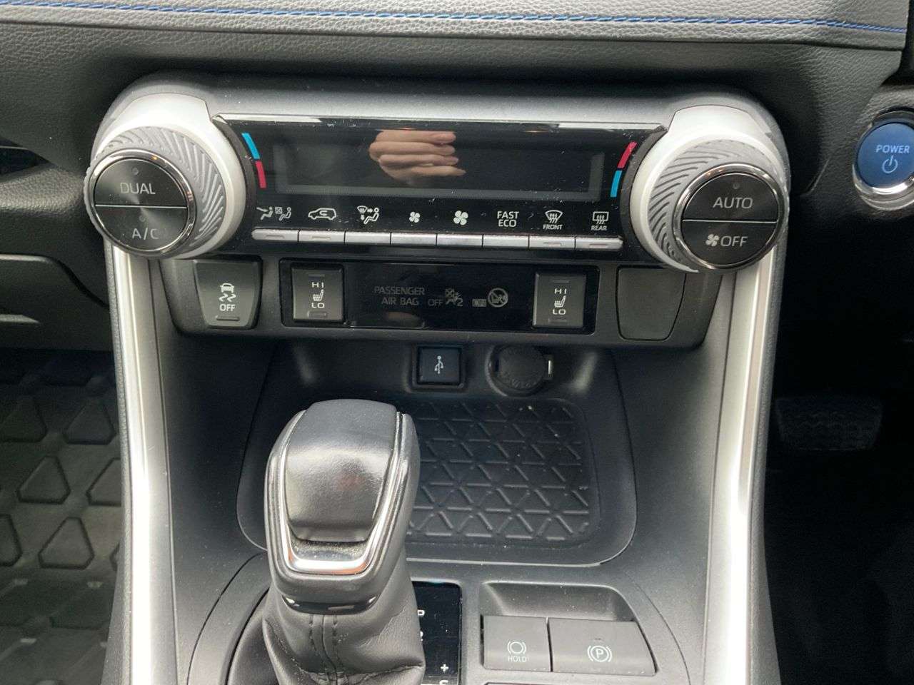 2020 TOYOTA RAV4 2020 TOYOTA RAV4