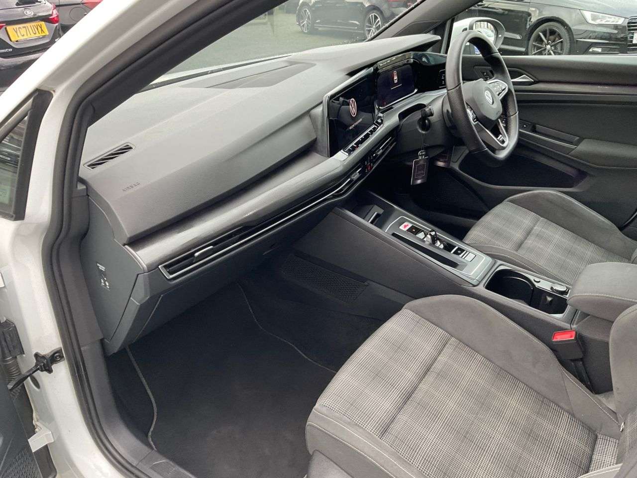 2020 VOLKSWAGEN GOLF 2020 VOLKSWAGEN GOLF