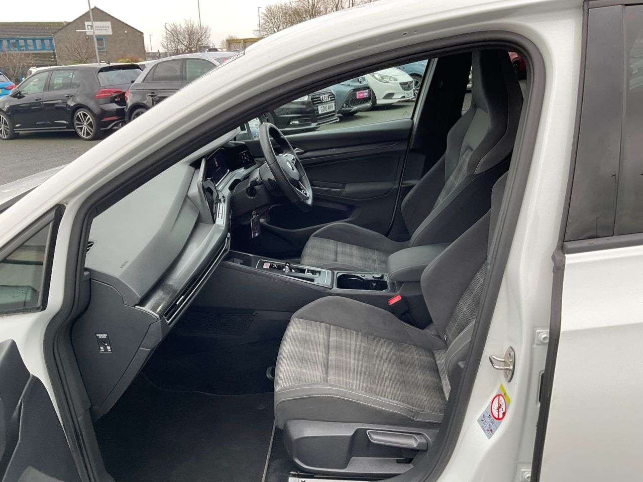 2020 VOLKSWAGEN GOLF 2020 VOLKSWAGEN GOLF