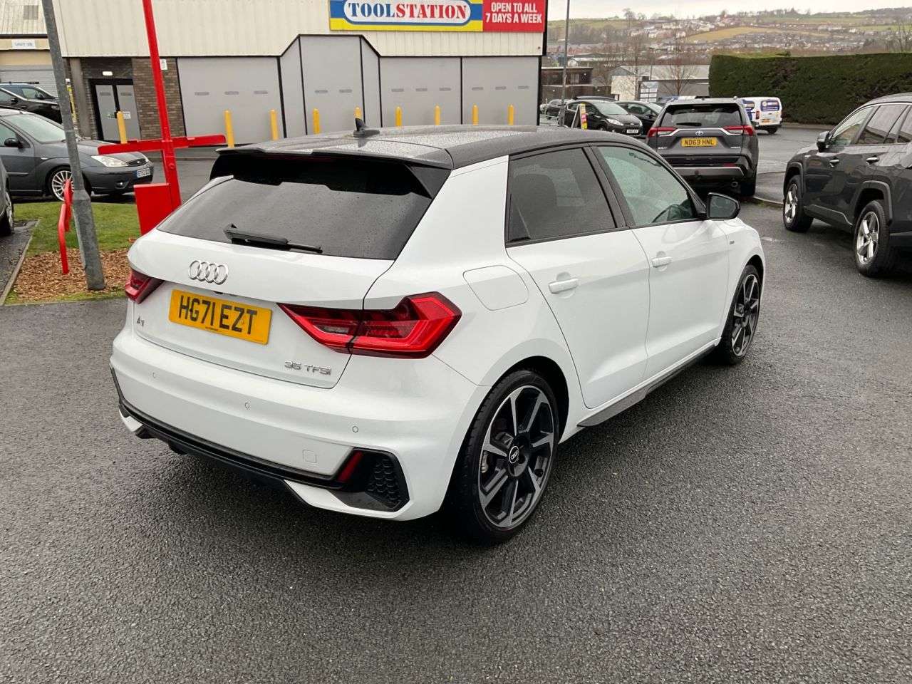 2021 AUDI A1 2021 AUDI A1