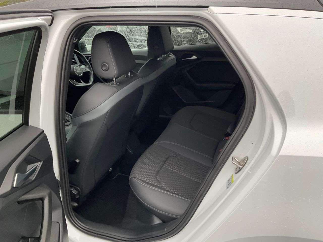 2021 AUDI A1 2021 AUDI A1