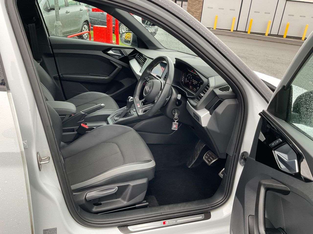 2021 AUDI A1 2021 AUDI A1