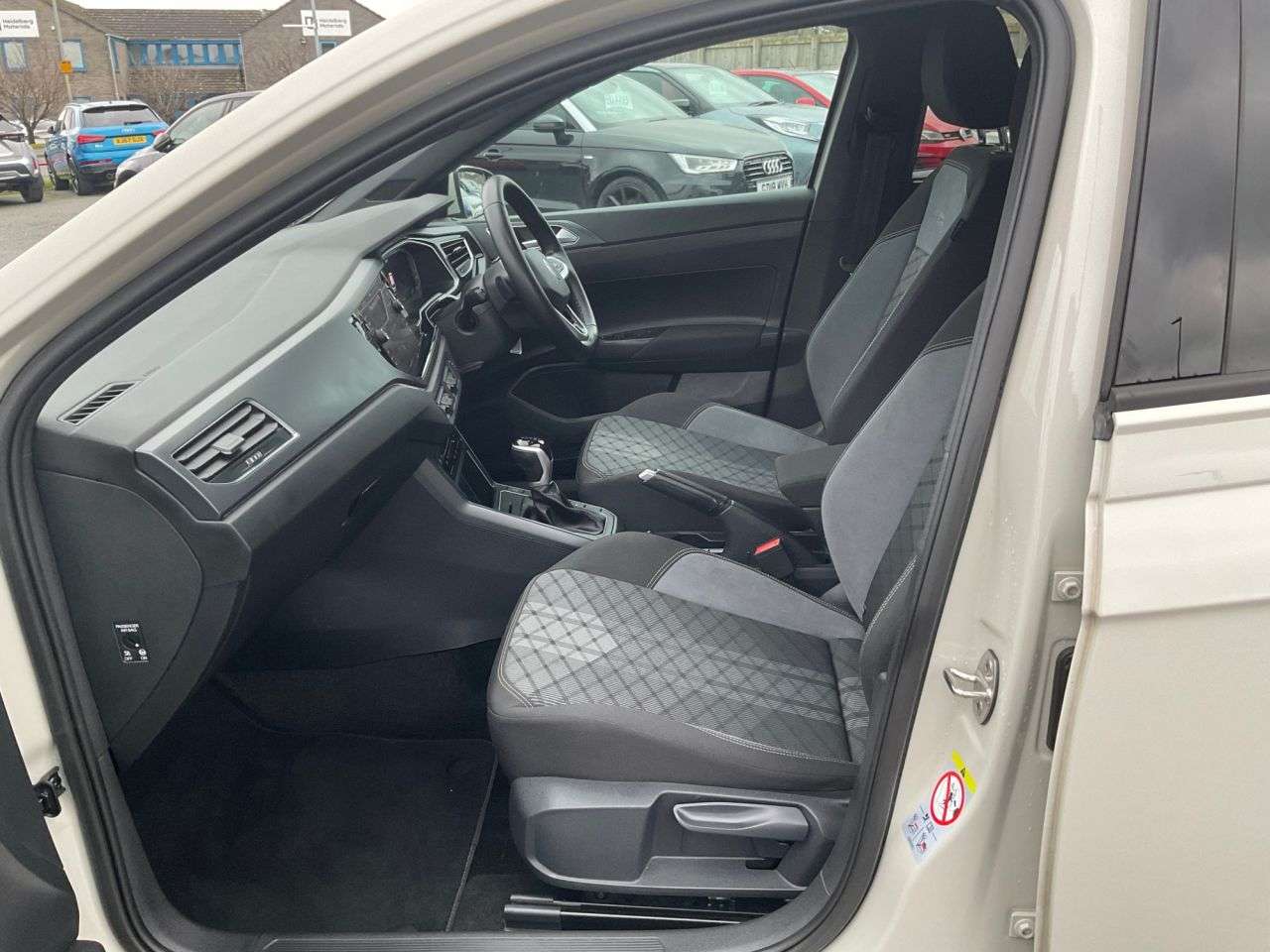 2024 VOLKSWAGEN POLO 2024 VOLKSWAGEN POLO