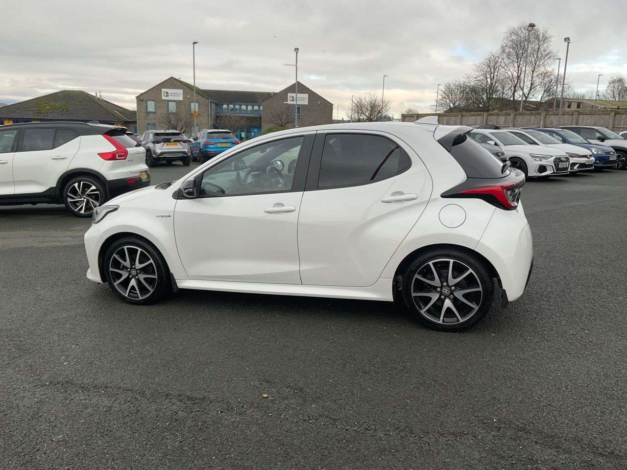 2021 TOYOTA YARIS 2021 TOYOTA YARIS