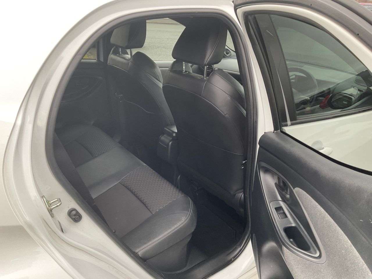 2021 TOYOTA YARIS 2021 TOYOTA YARIS