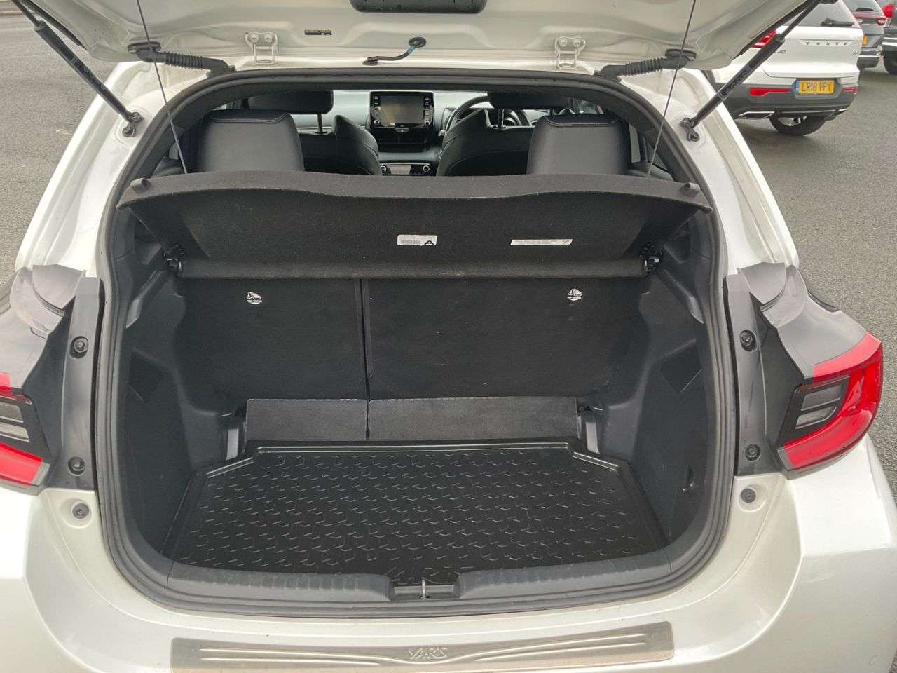 2021 TOYOTA YARIS 2021 TOYOTA YARIS