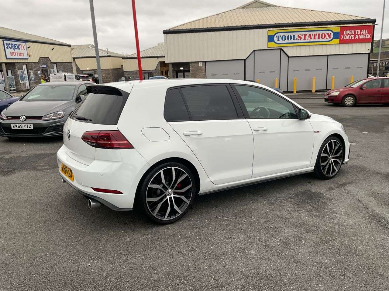 2018 VOLKSWAGEN GOLF 2018 VOLKSWAGEN GOLF