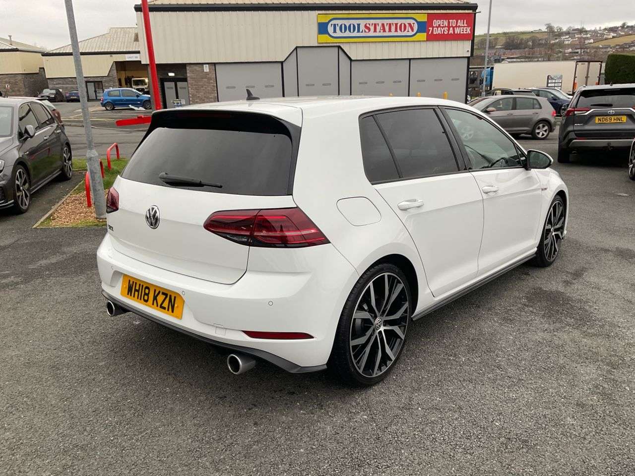 2018 VOLKSWAGEN GOLF 2018 VOLKSWAGEN GOLF
