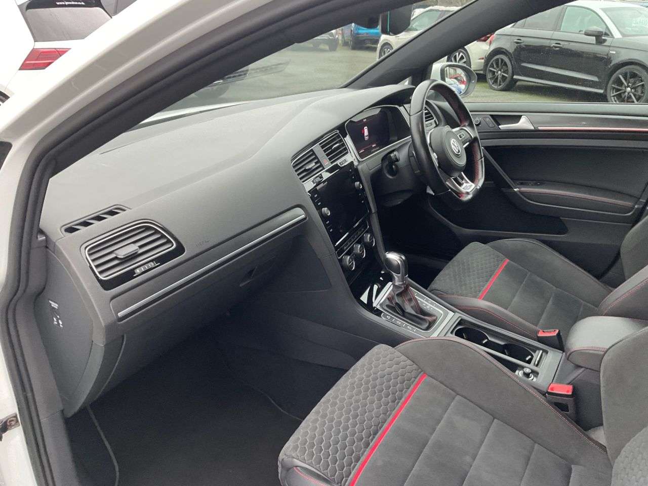 2018 VOLKSWAGEN GOLF 2018 VOLKSWAGEN GOLF