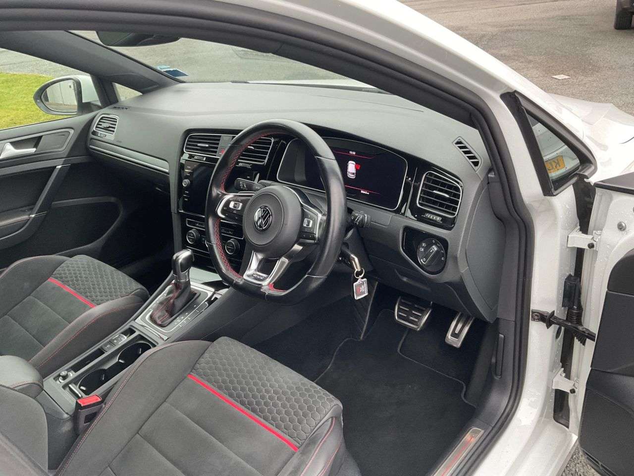 2018 VOLKSWAGEN GOLF 2018 VOLKSWAGEN GOLF