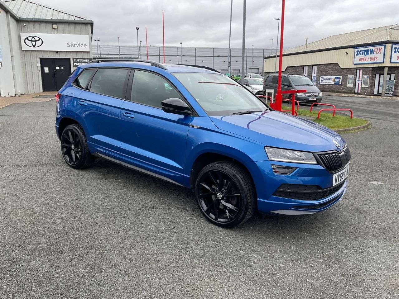A 2020 SKODA KAROQ 1.5 TSI ACT SportLine SUV 5dr Petrol DSG Euro 6 (s/s) (150 ps) A 2020 SKODA KAROQ 1.5 TSI ACT SportLine SUV 5dr Petrol DSG Euro 6 (s/s) (150 ps)