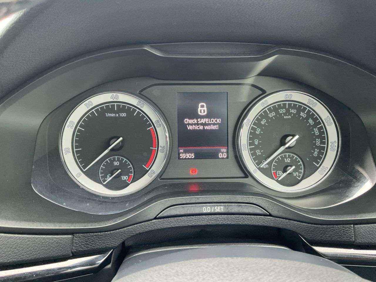 2020 SKODA KAROQ 2020 SKODA KAROQ