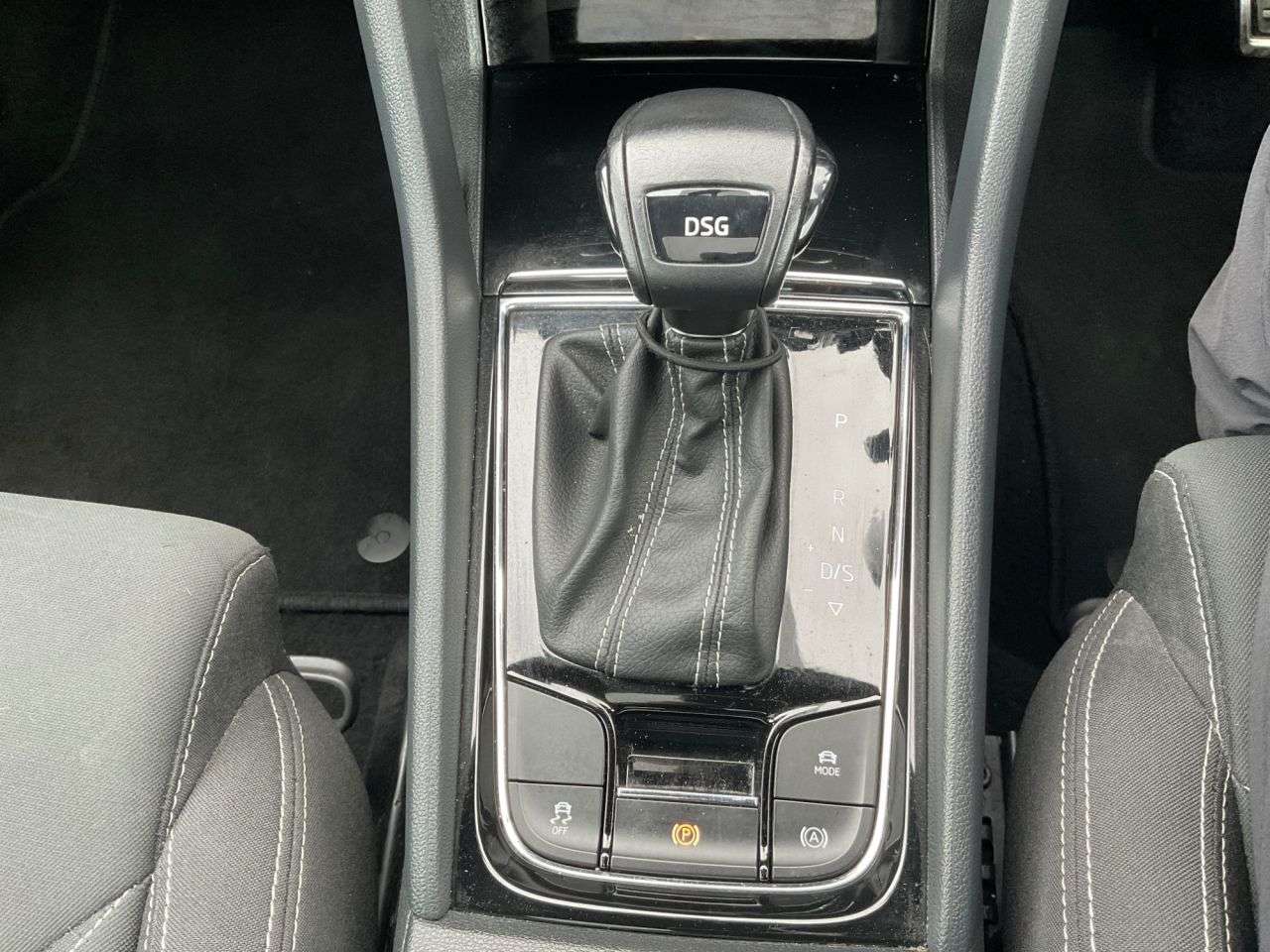 2020 SKODA KAROQ 2020 SKODA KAROQ