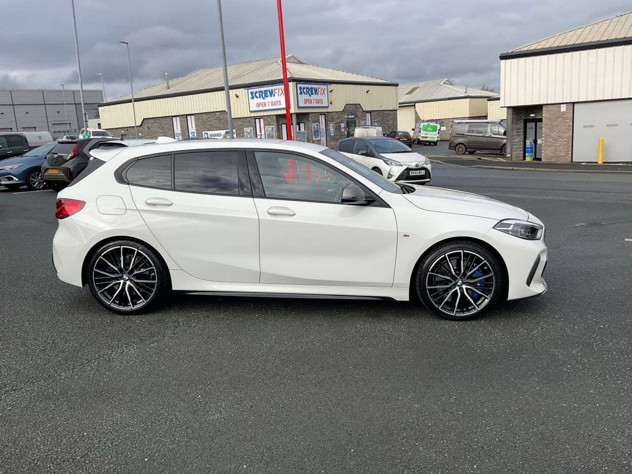 2021 BMW 1 SERIES 2021 BMW 1 SERIES