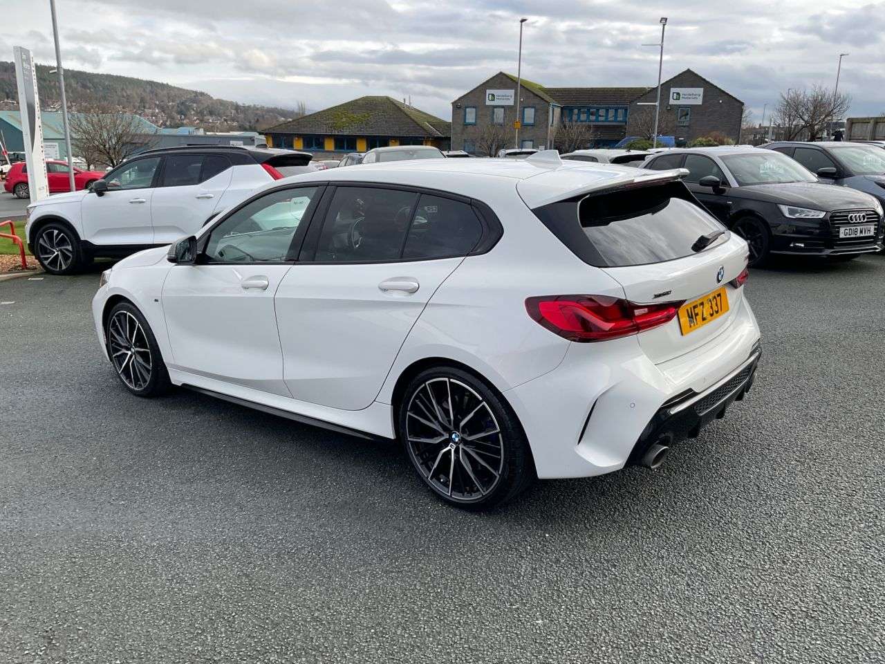 2021 BMW 1 SERIES 2021 BMW 1 SERIES