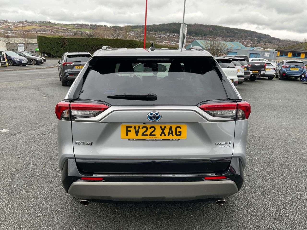 A 2022 TOYOTA RAV4 2.5 VVT-h GPF Dynamic SUV 5dr Petrol Hybrid CVT 4WD Euro 6 (s/s) (222 ps) A 2022 TOYOTA RAV4 2.5 VVT-h GPF Dynamic SUV 5dr Petrol Hybrid CVT 4WD Euro 6 (s/s) (222 ps)