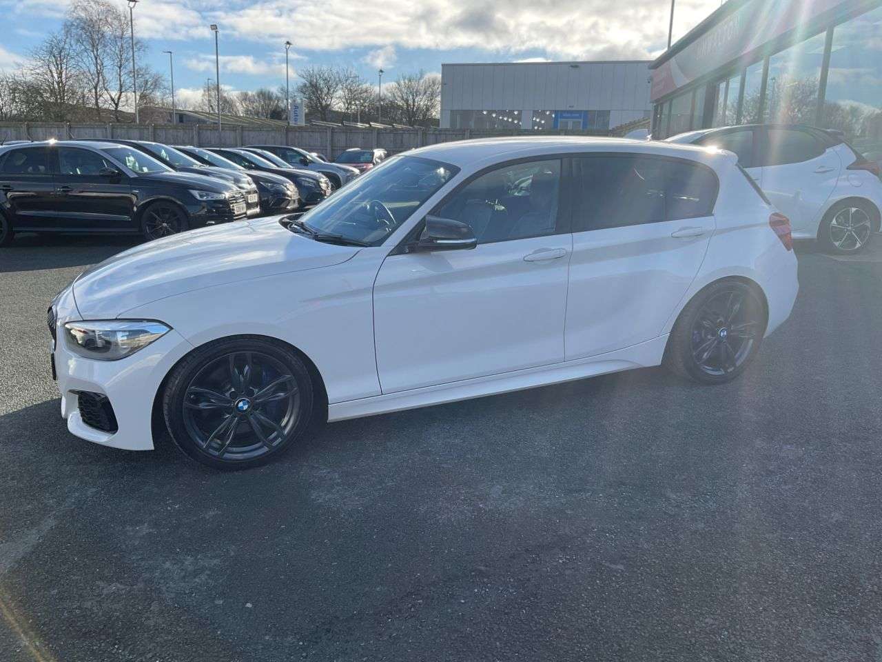 2019 BMW 1 SERIES 2019 BMW 1 SERIES