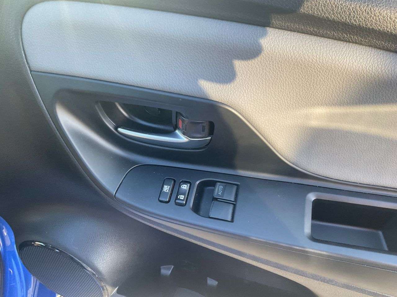 2018 TOYOTA YARIS 2018 TOYOTA YARIS