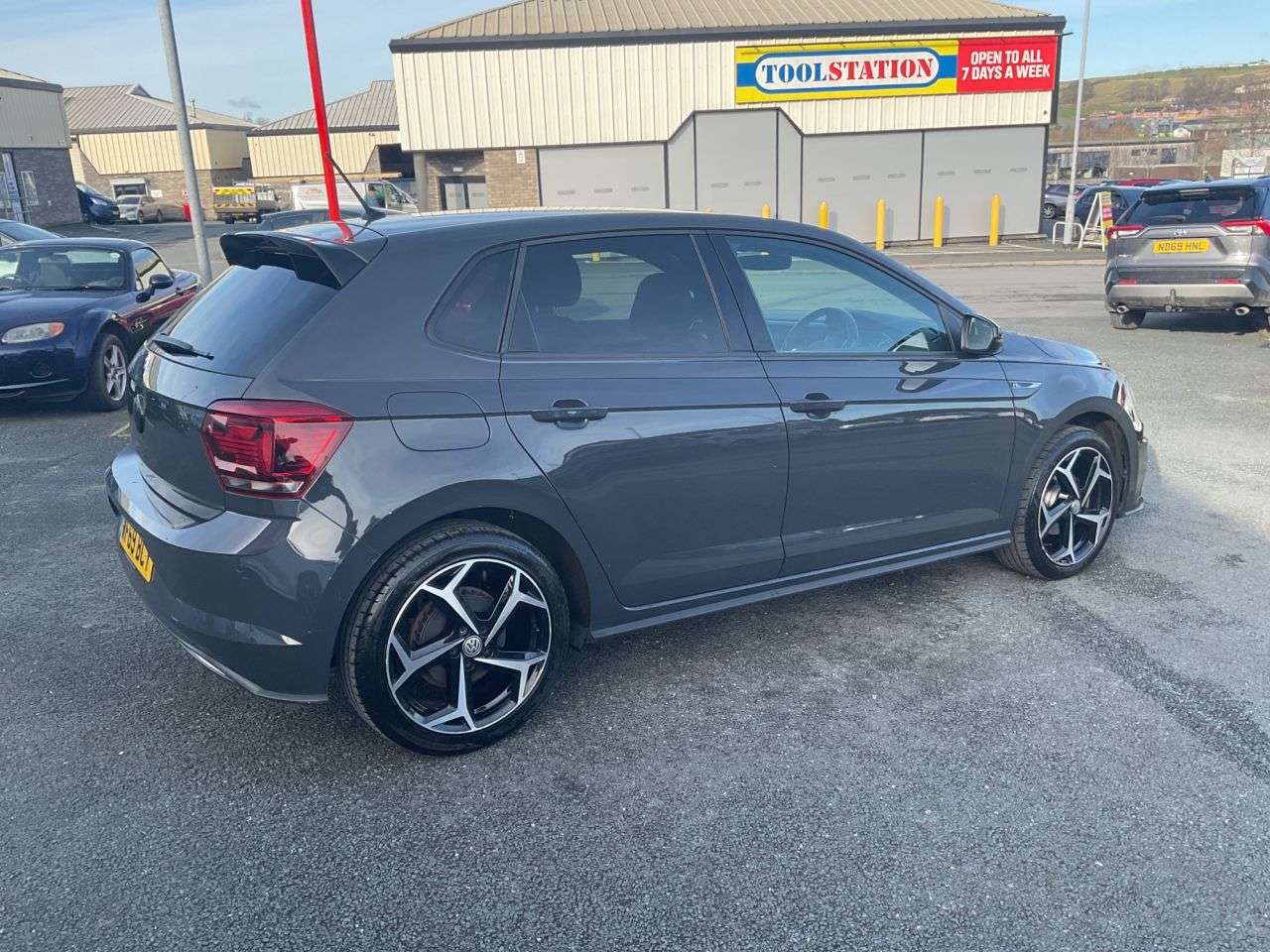 2019 VOLKSWAGEN POLO 2019 VOLKSWAGEN POLO