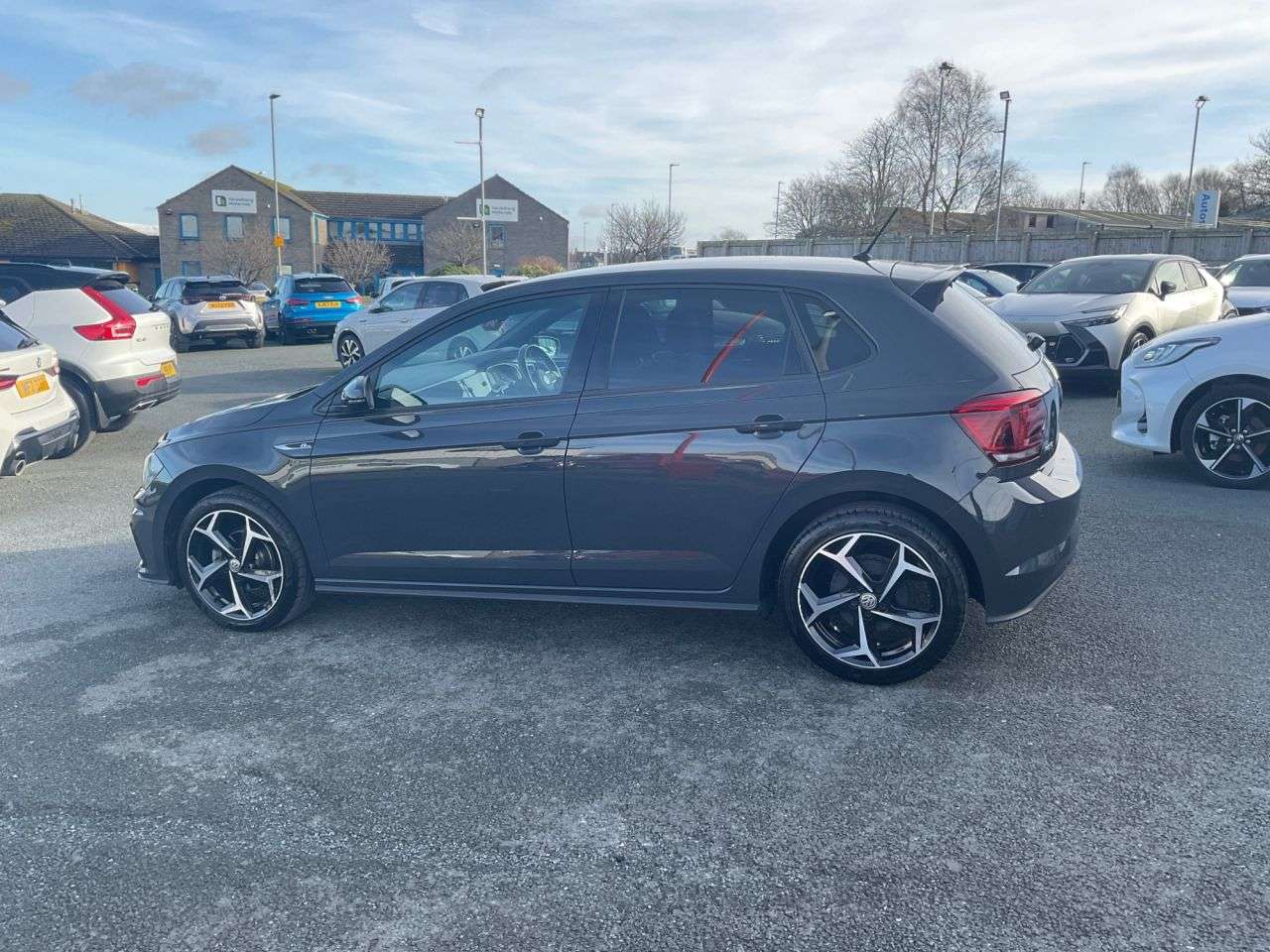 2019 VOLKSWAGEN POLO 2019 VOLKSWAGEN POLO