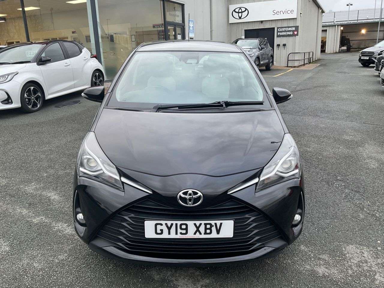 2019 TOYOTA YARIS 2019 TOYOTA YARIS