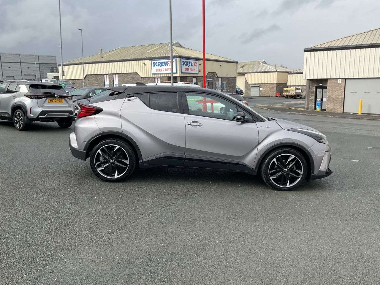 A 2021 TOYOTA C-HR 1.8 VVT-h GR SPORT SUV 5dr Petrol Hybrid CVT Euro 6 (s/s) (122 ps) Nav Came A 2021 TOYOTA C-HR 1.8 VVT-h GR SPORT SUV 5dr Petrol Hybrid CVT Euro 6 (s/s) (122 ps) Nav Came