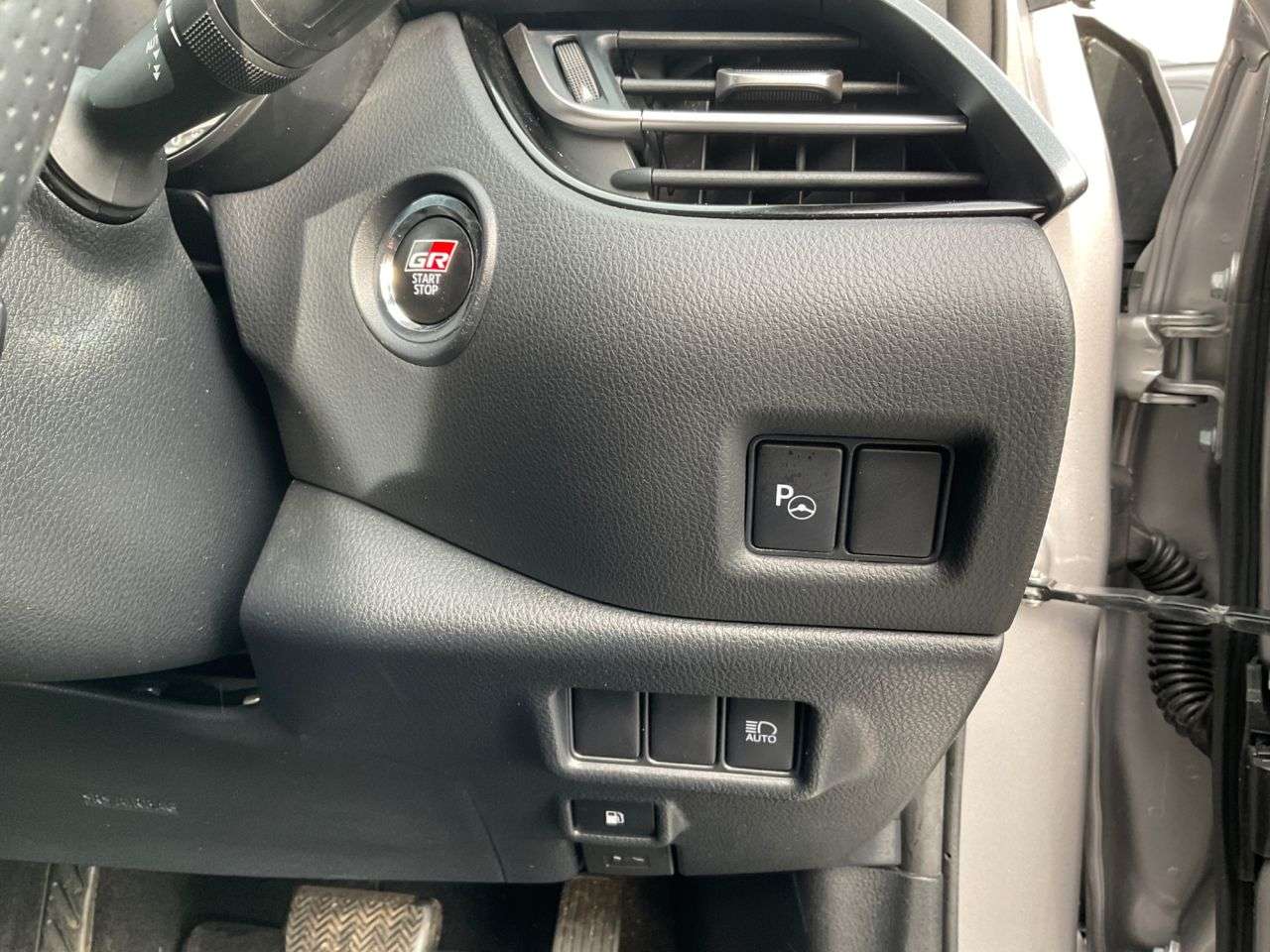 2021 TOYOTA C-HR 2021 TOYOTA C-HR