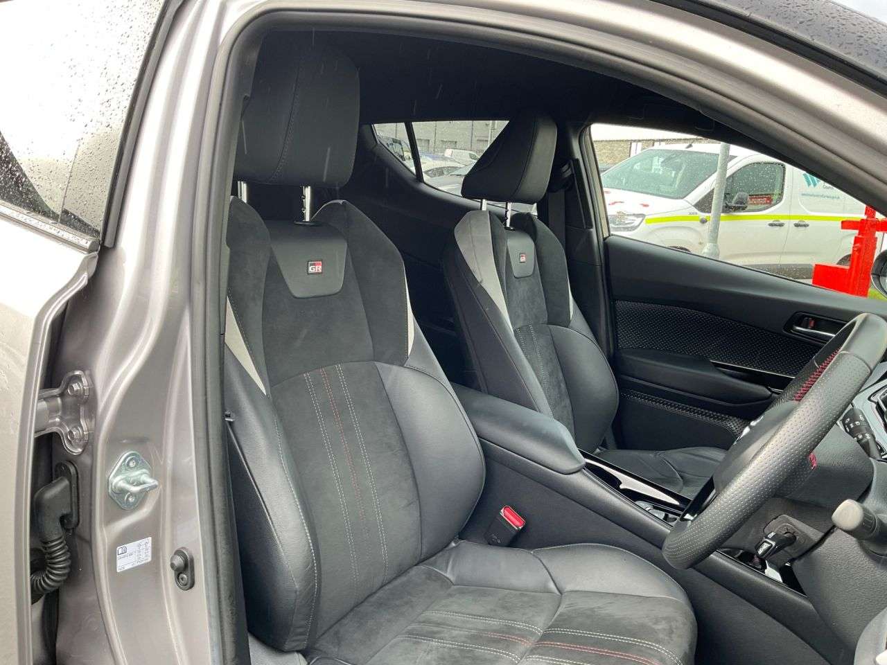 2021 TOYOTA C-HR 2021 TOYOTA C-HR