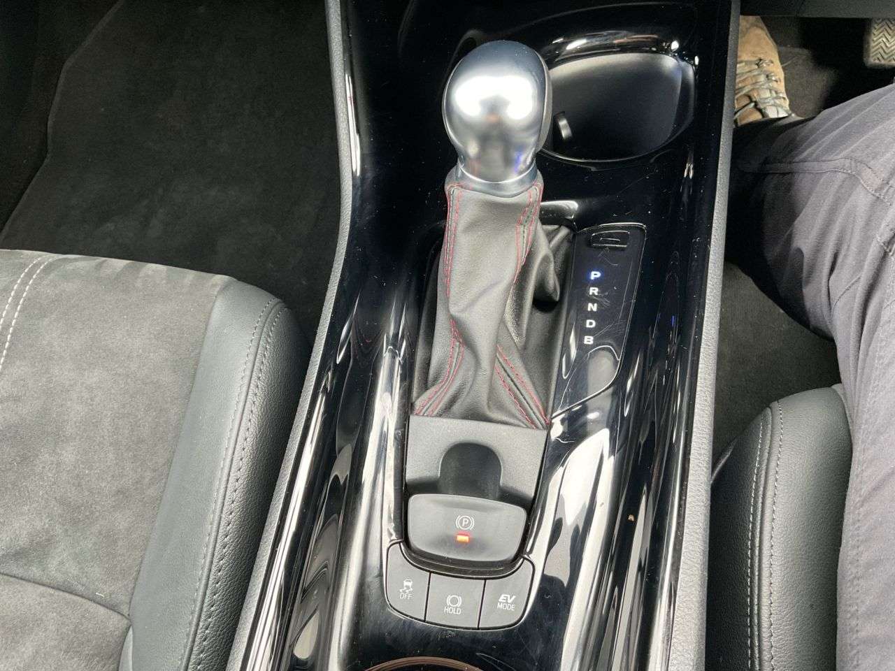 2021 TOYOTA C-HR 2021 TOYOTA C-HR