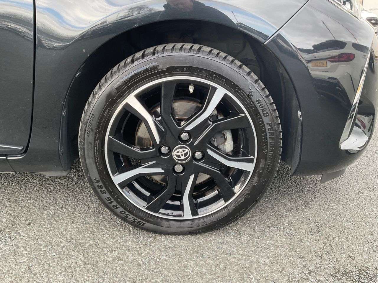 2018 TOYOTA YARIS 2018 TOYOTA YARIS