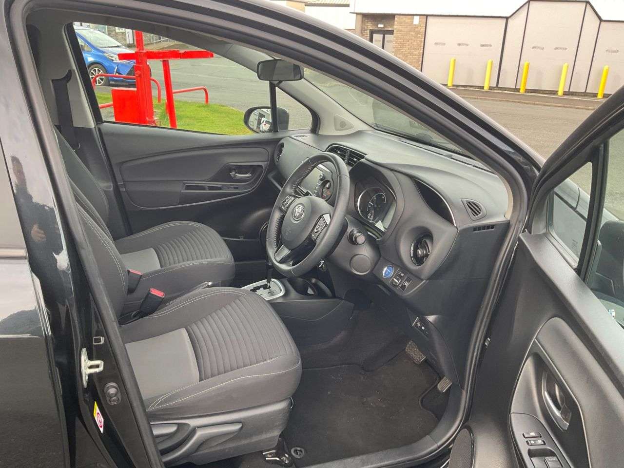 2018 TOYOTA YARIS 2018 TOYOTA YARIS