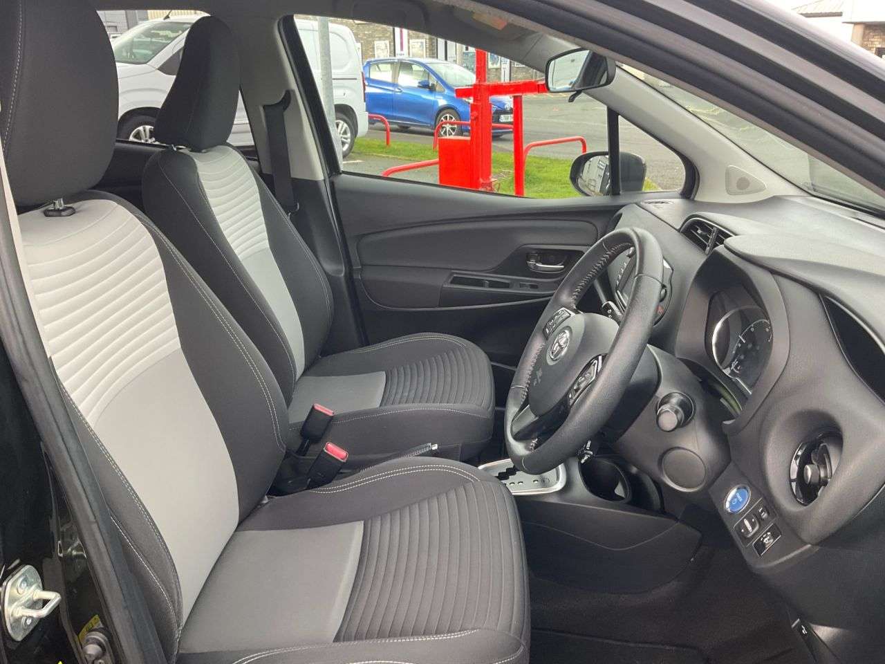 2018 TOYOTA YARIS 2018 TOYOTA YARIS