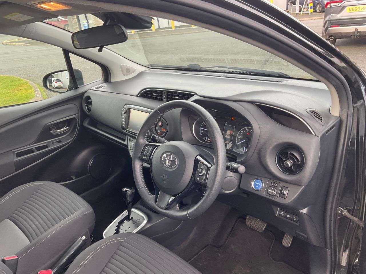 2018 TOYOTA YARIS 2018 TOYOTA YARIS