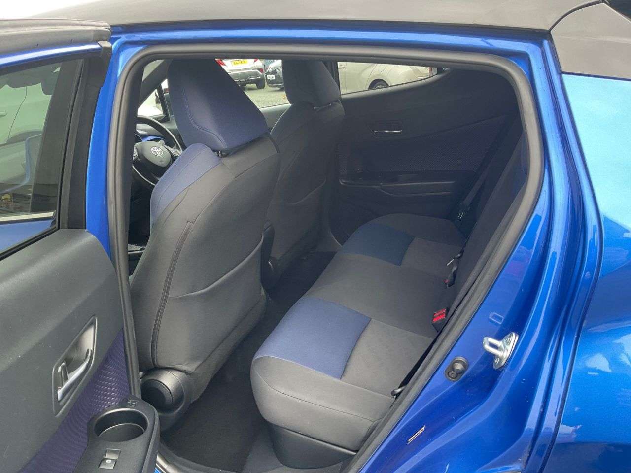 2017 TOYOTA C-HR 2017 TOYOTA C-HR