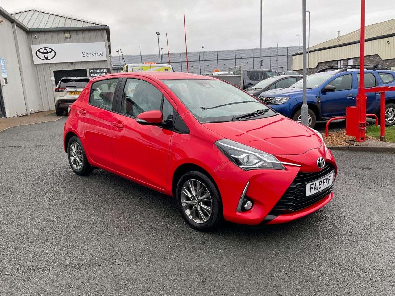 A 2019 TOYOTA YARIS 1.5 VVT-i Icon Hatchback 5dr Petrol Manual Euro 6 (111 ps) A 2019 TOYOTA YARIS 1.5 VVT-i Icon Hatchback 5dr Petrol Manual Euro 6 (111 ps)