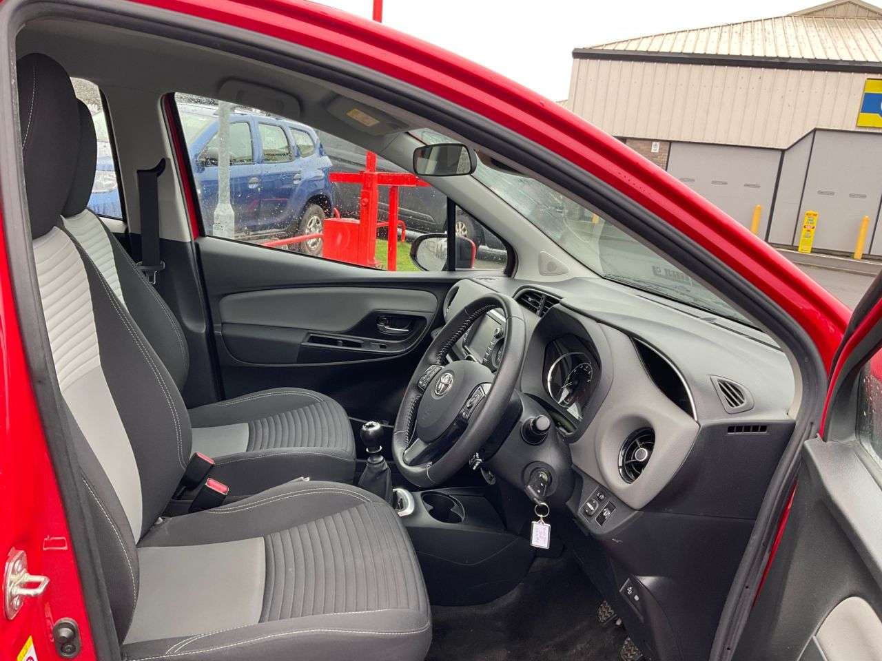 2019 TOYOTA YARIS 2019 TOYOTA YARIS