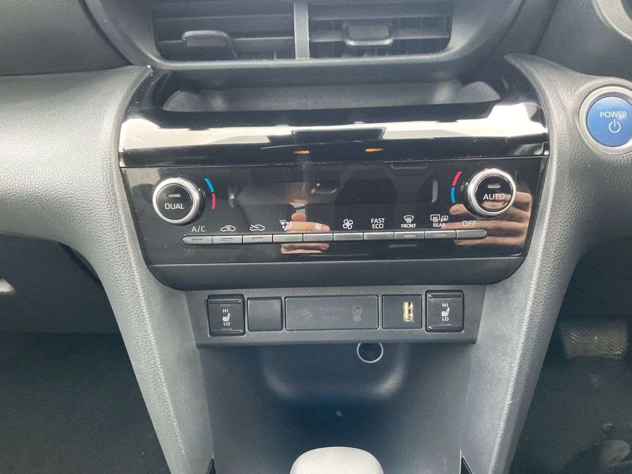 2022 TOYOTA YARIS CROSS 2022 TOYOTA YARIS CROSS