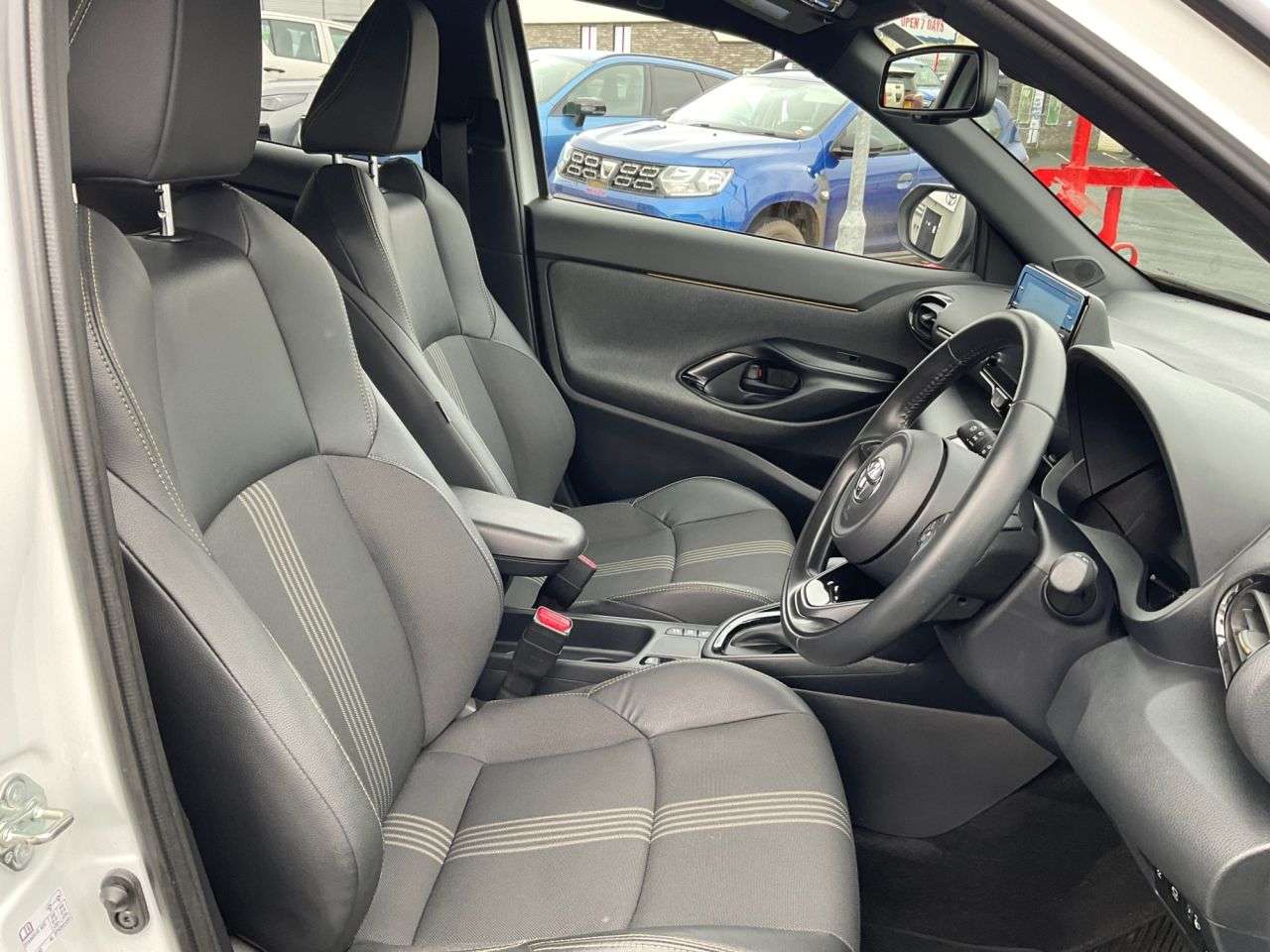 2022 TOYOTA YARIS CROSS 2022 TOYOTA YARIS CROSS