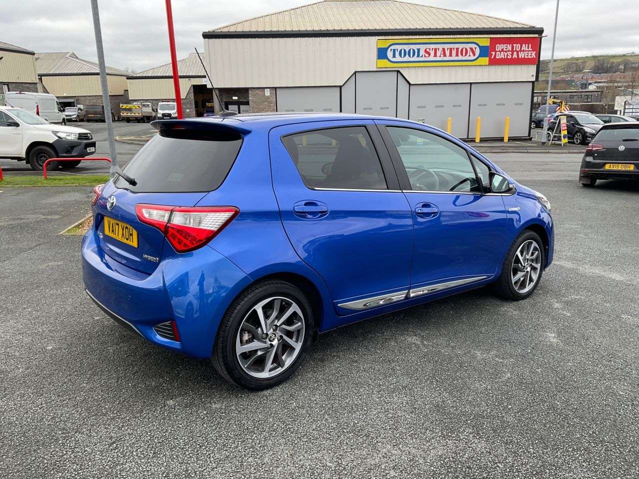 2017 TOYOTA YARIS 2017 TOYOTA YARIS