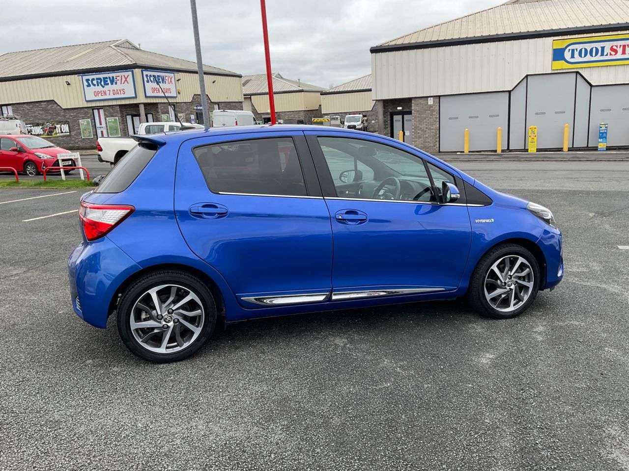 2017 TOYOTA YARIS 2017 TOYOTA YARIS