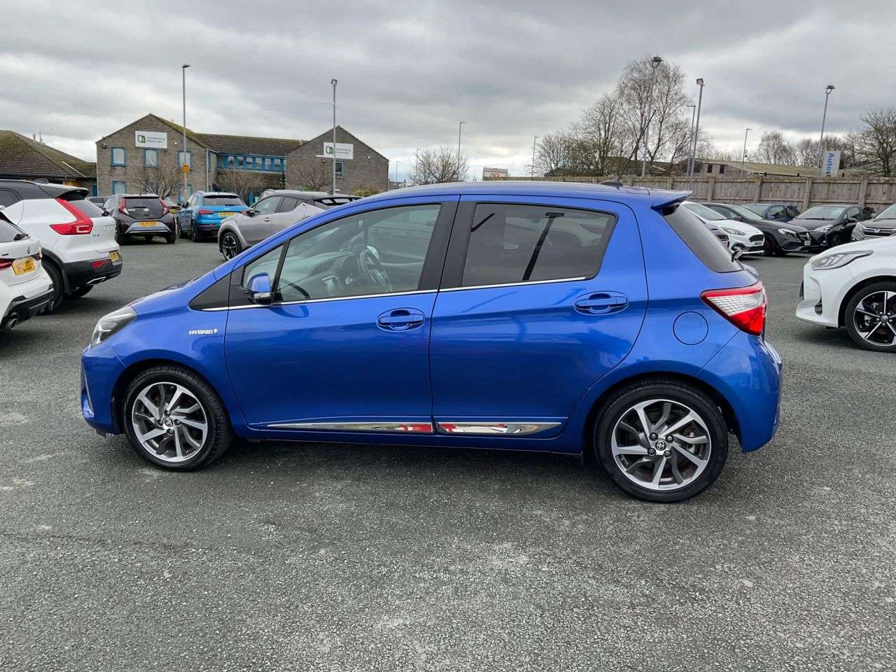 2017 TOYOTA YARIS 2017 TOYOTA YARIS