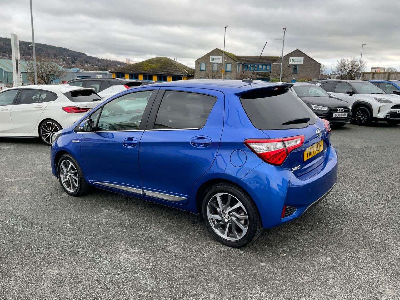 2017 TOYOTA YARIS 2017 TOYOTA YARIS