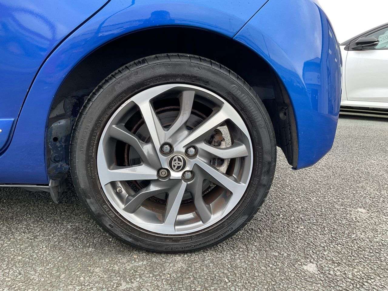 2017 TOYOTA YARIS 2017 TOYOTA YARIS