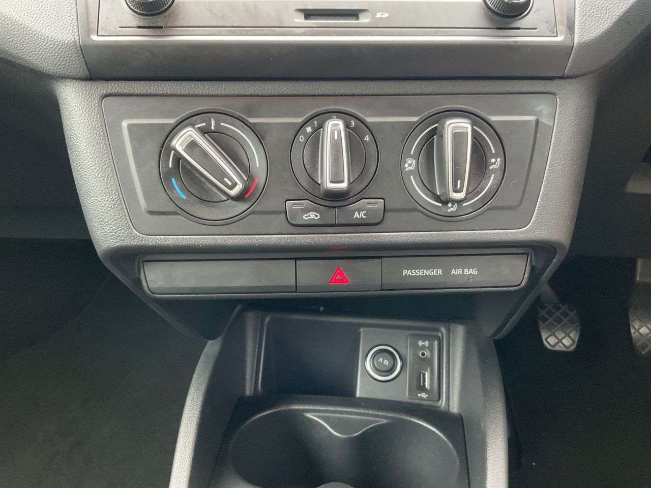 2016 SEAT IBIZA 2016 SEAT IBIZA