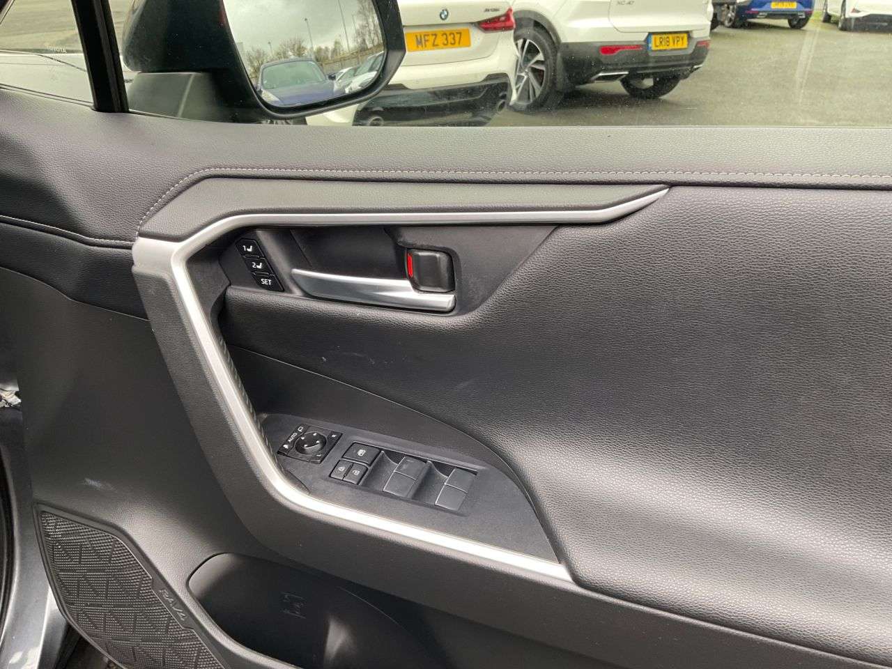 2020 TOYOTA RAV4 2020 TOYOTA RAV4