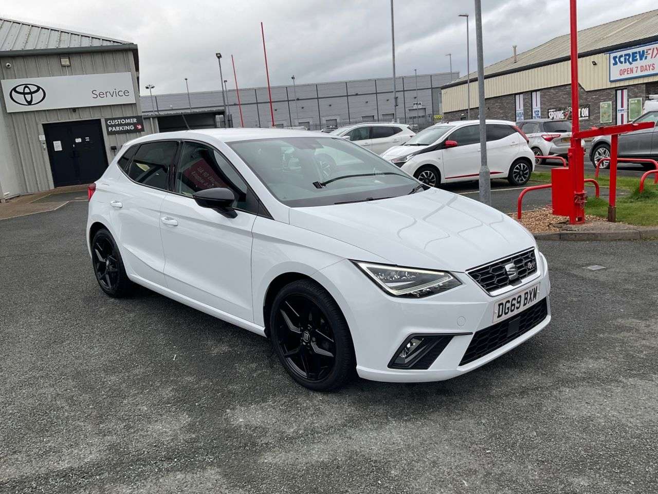 A 2019 SEAT IBIZA 1.0 TSI FR Hatchback 5dr Petrol Manual Euro 6 (s/s) GPF (95 ps) A 2019 SEAT IBIZA 1.0 TSI FR Hatchback 5dr Petrol Manual Euro 6 (s/s) GPF (95 ps)