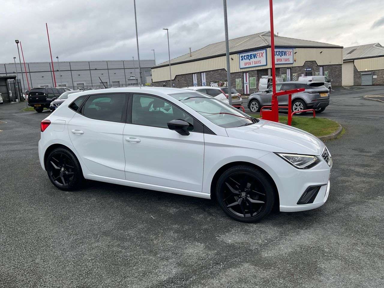 A 2019 SEAT IBIZA 1.0 TSI FR Hatchback 5dr Petrol Manual Euro 6 (s/s) GPF (95 ps) A 2019 SEAT IBIZA 1.0 TSI FR Hatchback 5dr Petrol Manual Euro 6 (s/s) GPF (95 ps)